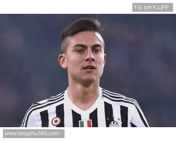 足球明星的魅力与影响力如何吸引全球球迷的关注与热爱