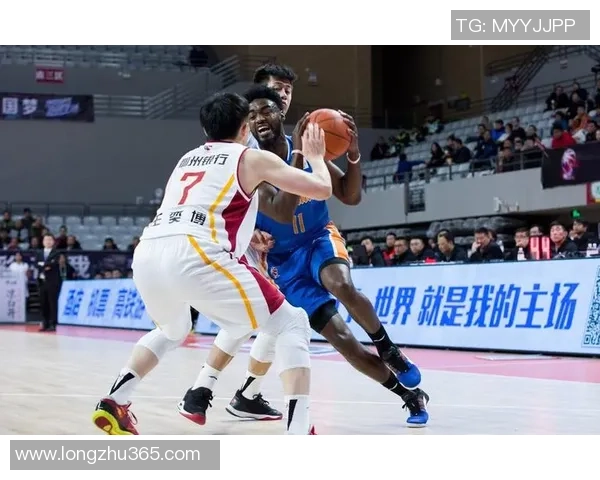 重庆篮球队强势领跑总决赛积分榜以65分稳居第一 重庆篮球队强势领跑总决赛积分榜以65分稳居第一